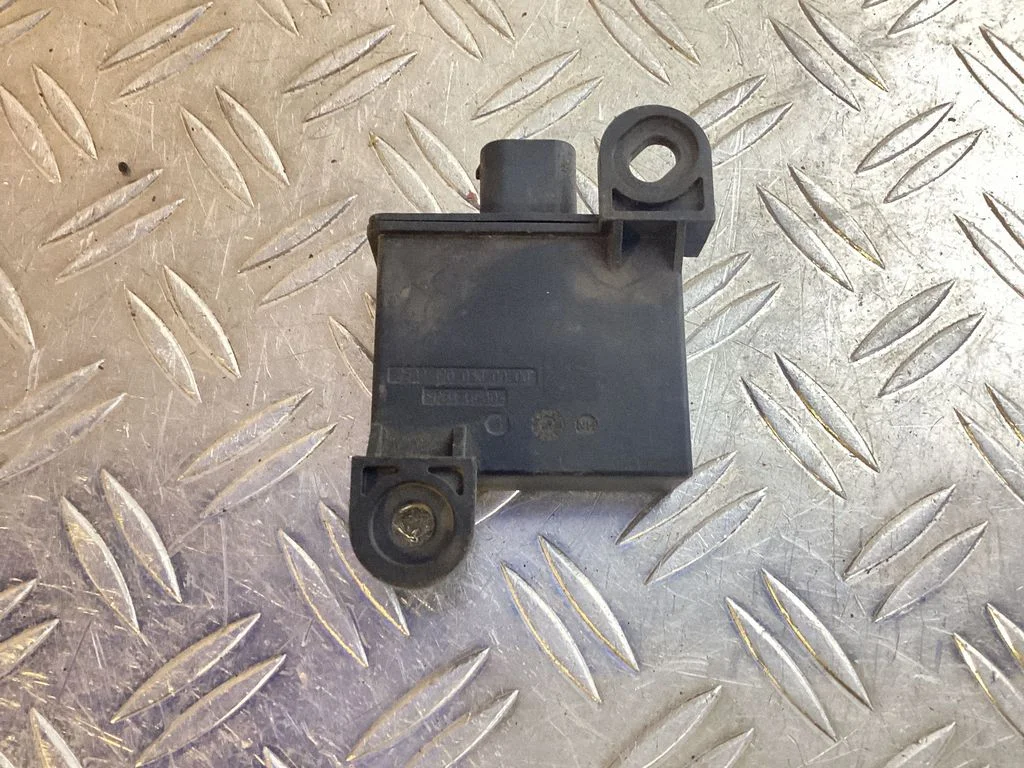 Oil pressure sensor – Porsche Cayenne (92A) (2010-2017)