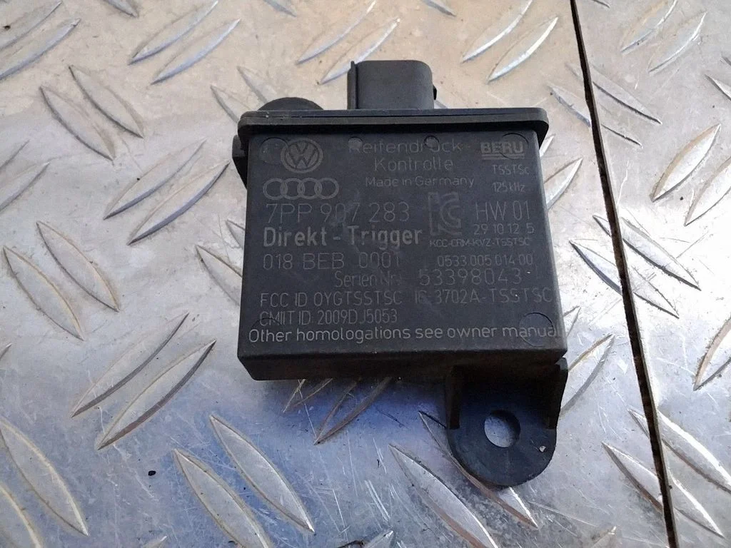 Oil pressure sensor – Porsche Cayenne (92A) (2010-2017)