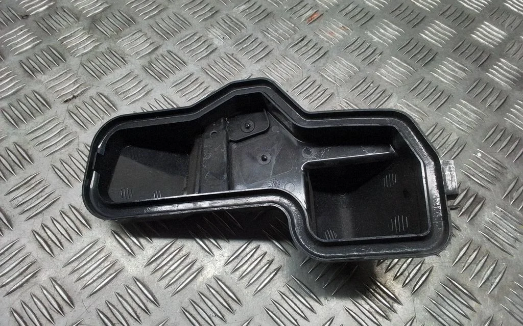 Esitule tolmukate 14846800