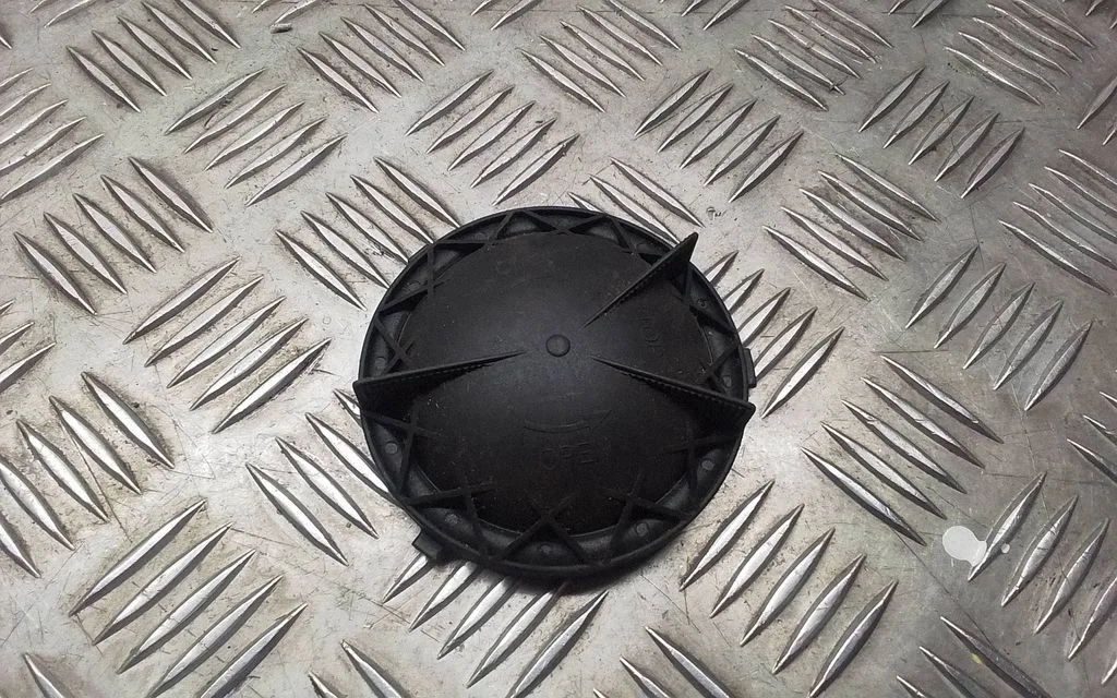 Headlight/headlamp dust cover 014002520