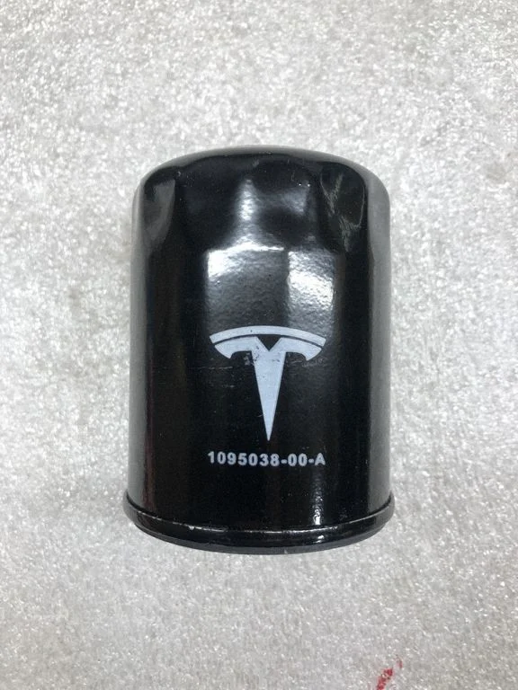 Oil filter cover – Tesla Model Y (2020-)