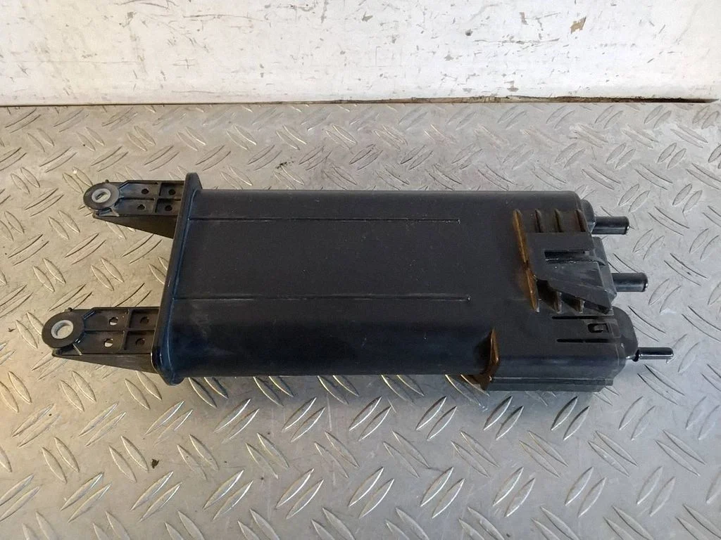 Aktiivsöe (kütuseaurude) filter – Lexus RX 450H (2016-)