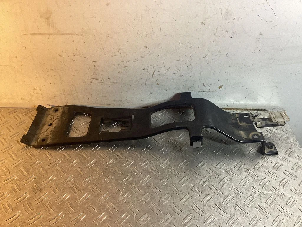 Aktiivsöe (kütuseaurude) filter – Lexus RX 450H (2016-)
