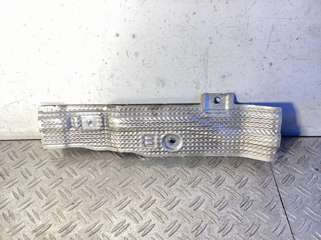 Exhaust heat shield – Lexus RX 450H (2016-)
