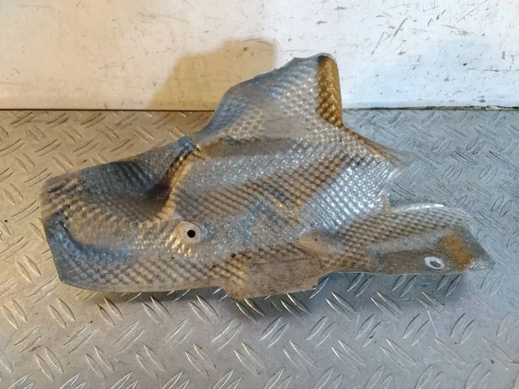 Heat shield in engine bay – Porsche Macan (95B) (2019-)