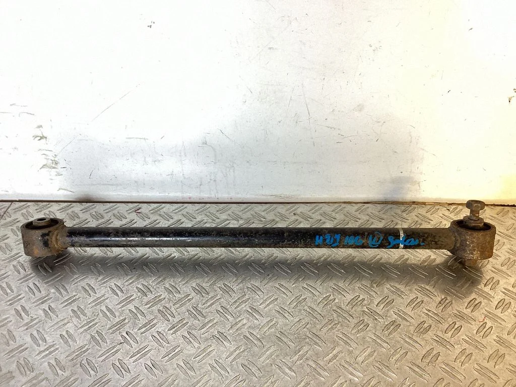 Rear suspension control arm 4870260100