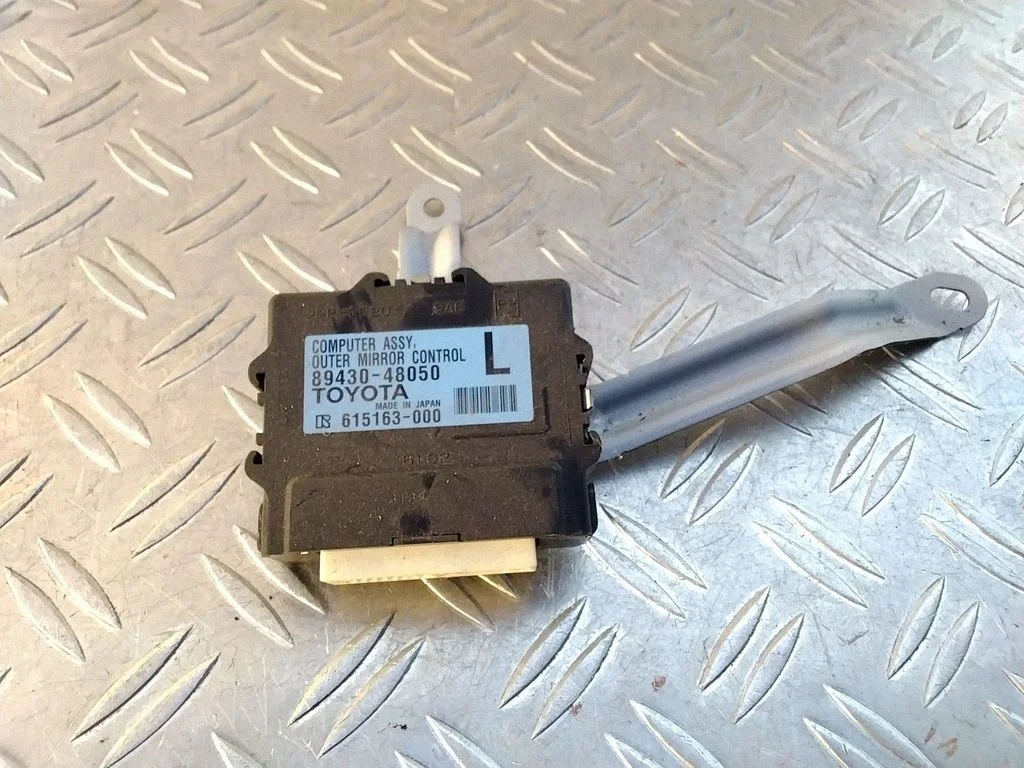 Külgpeeglite juhtmoodul – Lexus RX III (2008-2015)