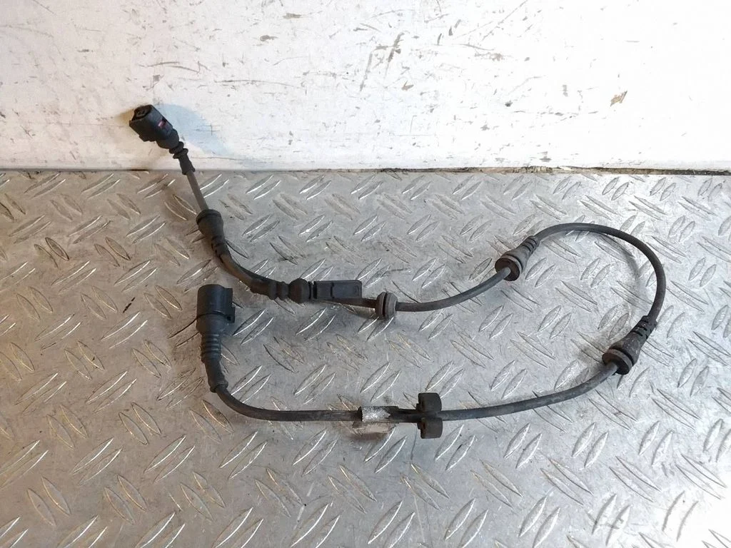 Front ABS sensor wiring – Porsche 911 991 (2011-2019)