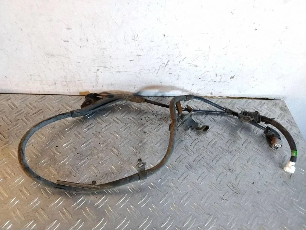 Rear ABS sensor wiring – Lexus RX 450H (2016-)
