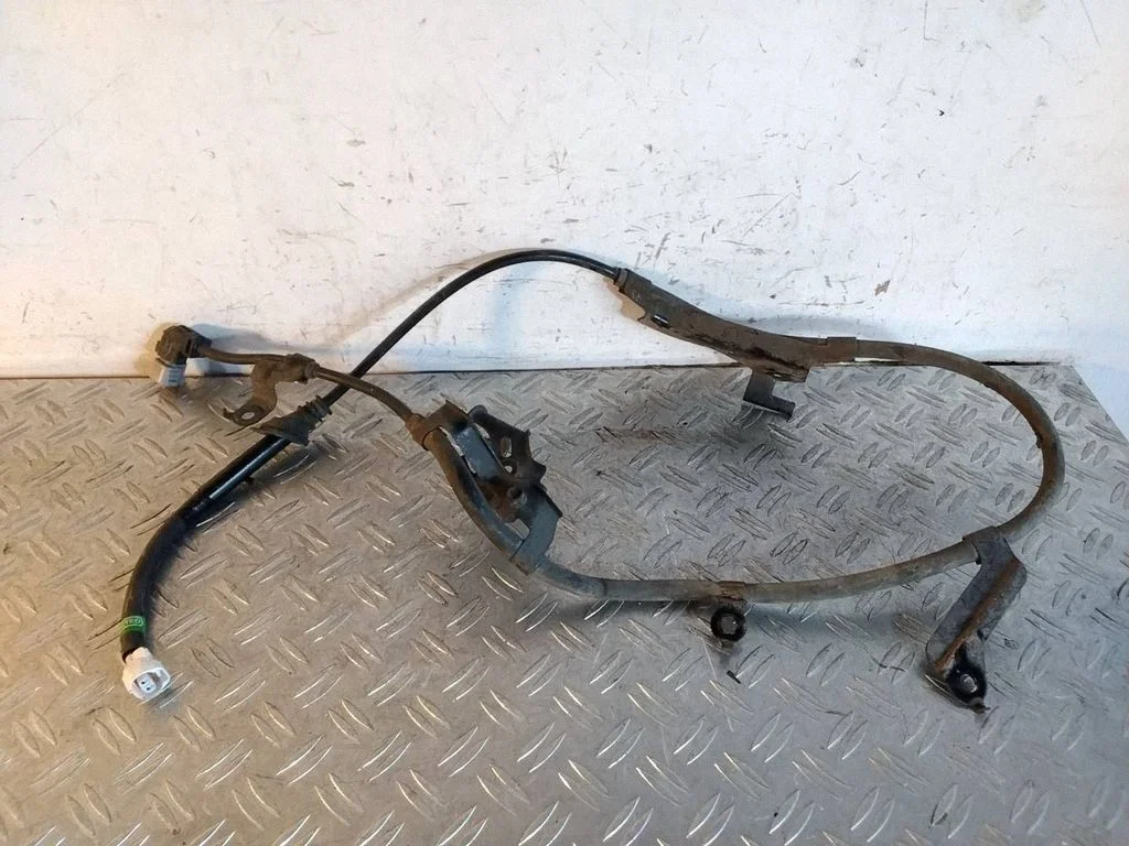 Rear ABS sensor wiring – Lexus RX 450H (2016-)