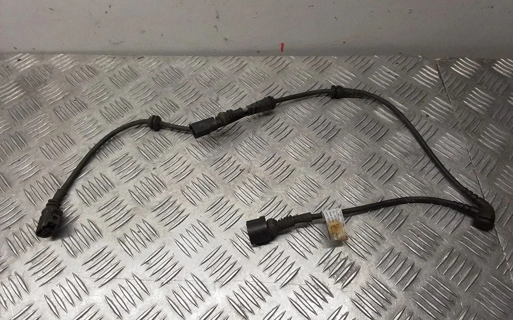 Front ABS sensor wiring – Porsche Cayenne (92A) (2010-2017)