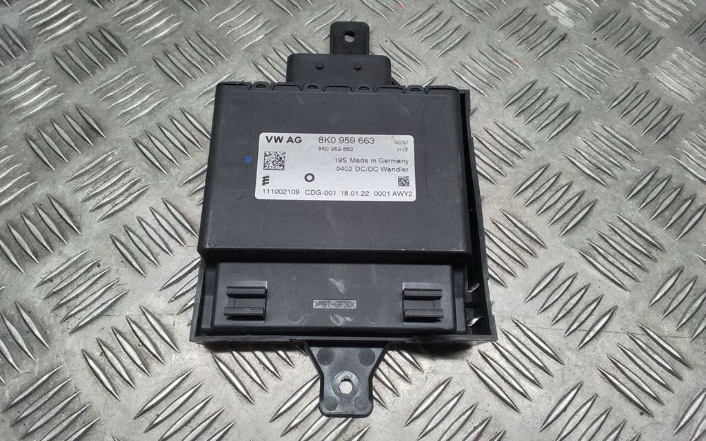 Voltage converter inverter – Porsche Macan (95B) (2019-)