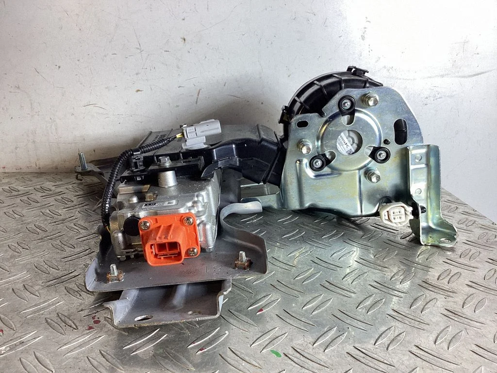 Voltage converter inverter – Lexus NX (2021-)