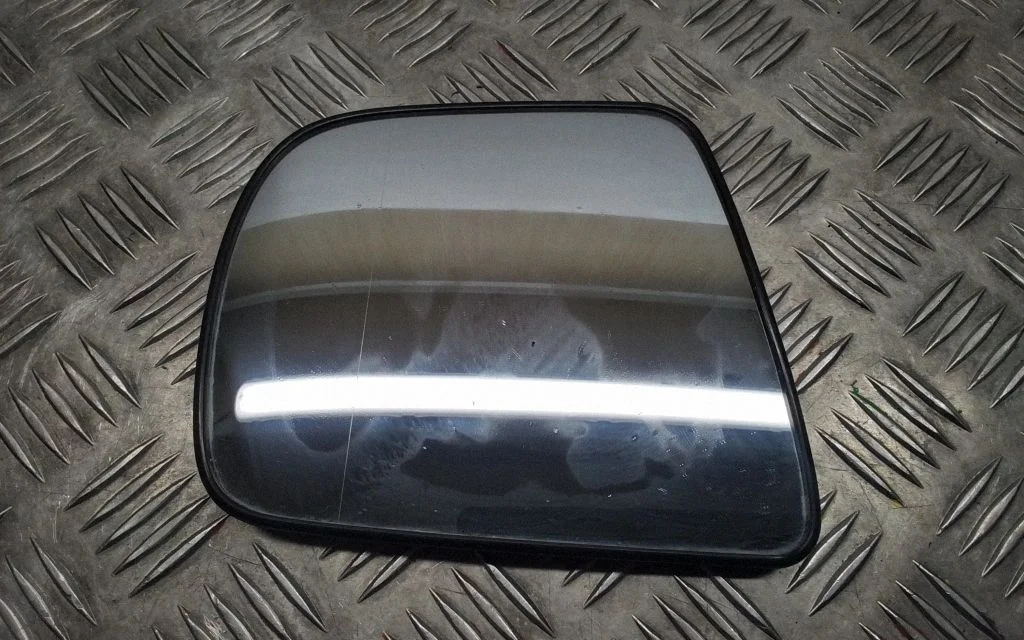 Välispeegli klaas – Subaru Forester SG (2006-2008)