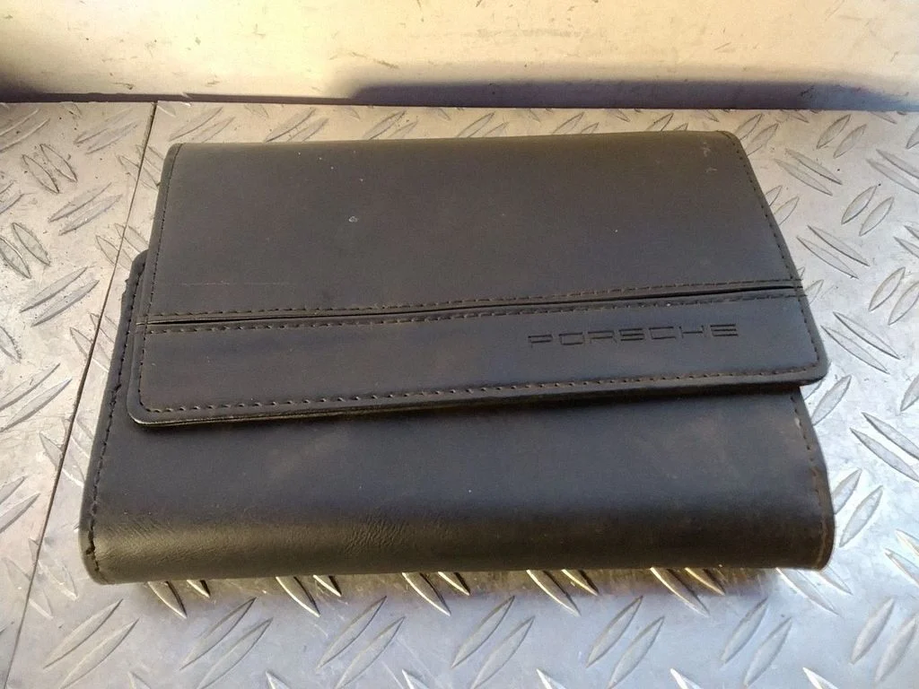 Sunglasses storage box – Porsche Cayenne (92A) (2010-2017)