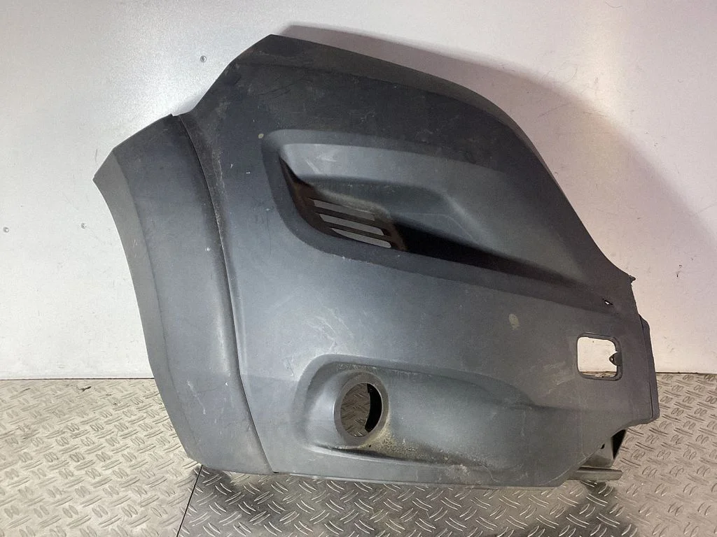 Esistange nurgaosa – Fiat Ducato (2014-)