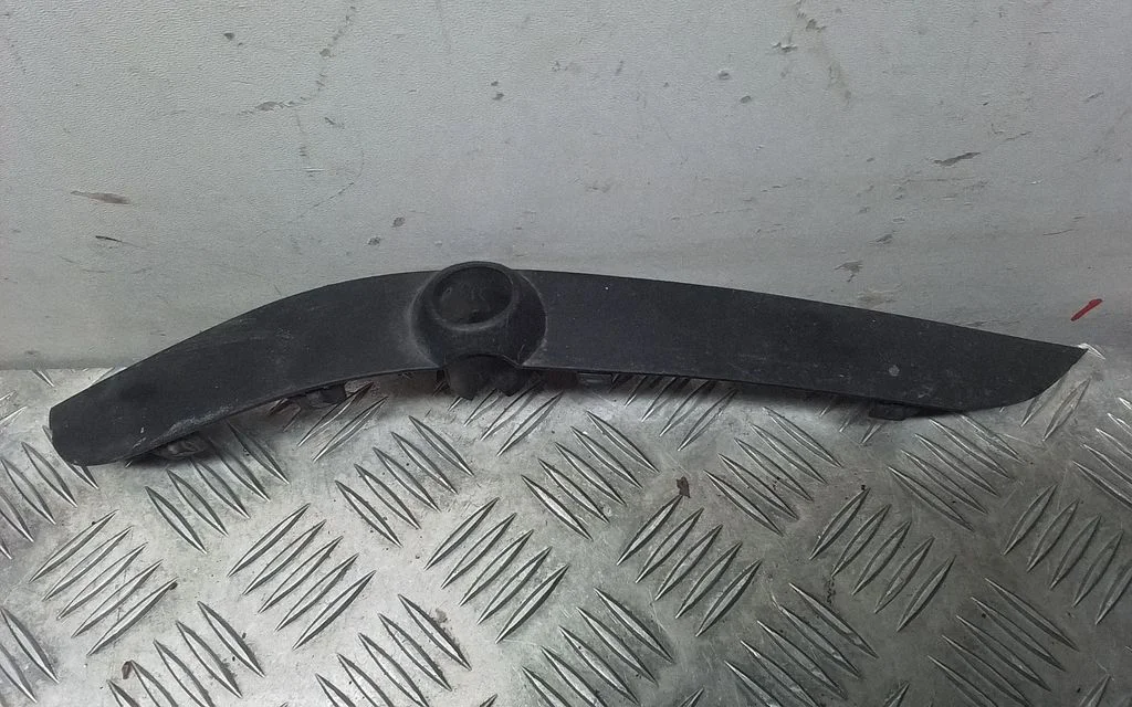 Front parking sensor holder (PDC) – BMW X5 E53 (1999-2006)