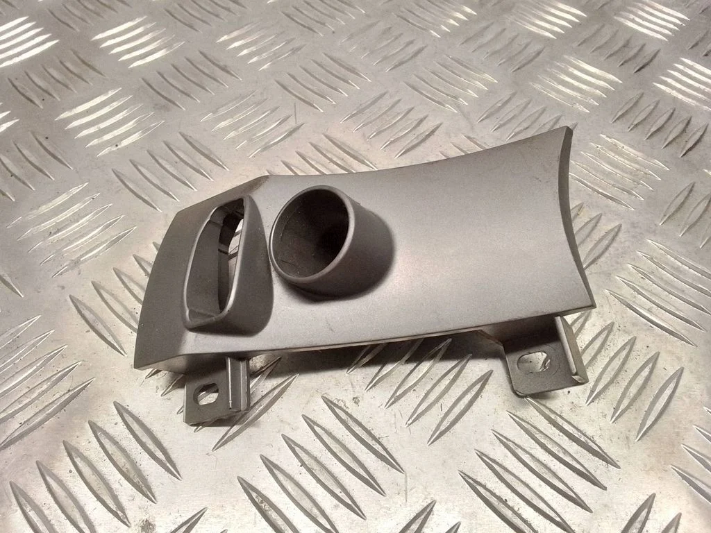 Front parking sensor holder (PDC) – BMW 7 Series E65 E66 (2001-2008)