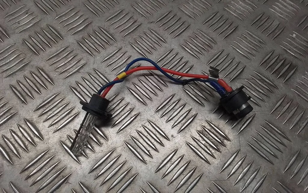 Xenon bulb – Volvo XC90 (2003-2006)