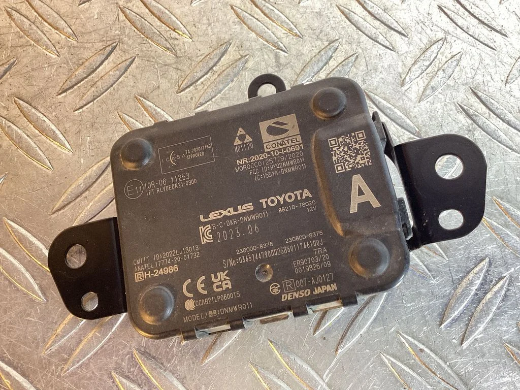 Distronic sensor radar – Lexus NX (2021-)