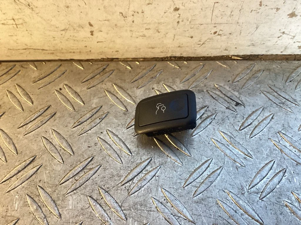 Tailgate opening switch A2048707051