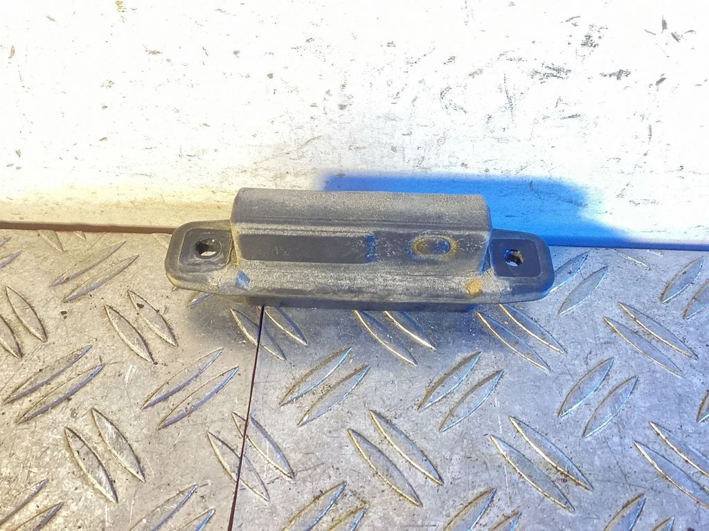Tailgate opening switch – Toyota RAV 4 (XA40) (2012-2018)