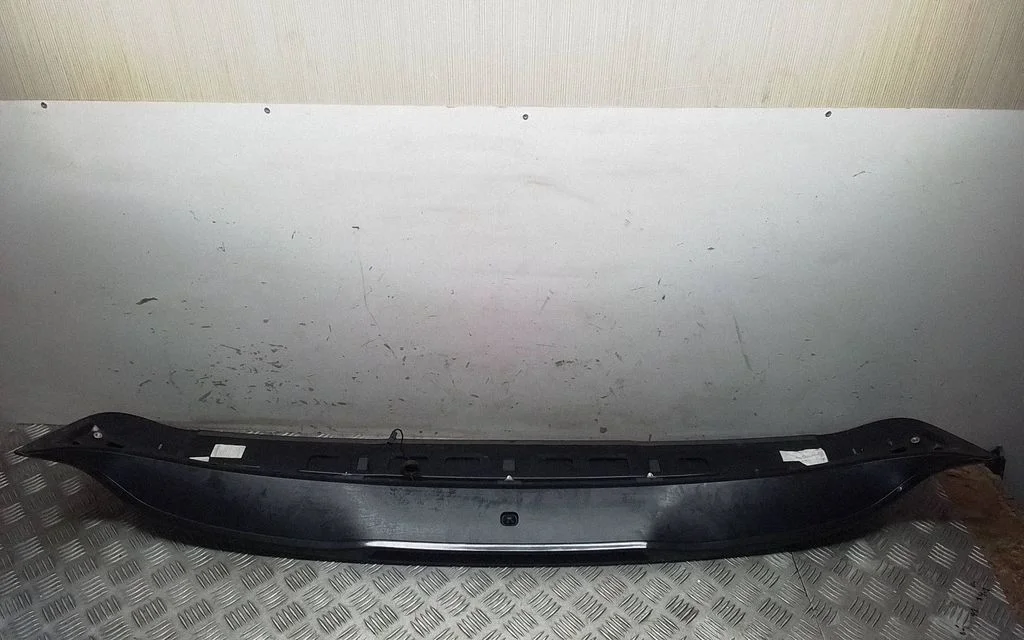Tailgate/trunk spoiler – Porsche Macan (95B) (2019-)
