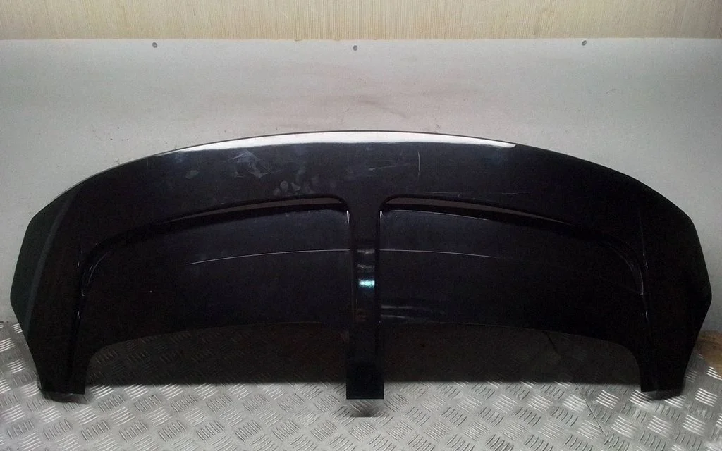 Tailgate/trunk spoiler 87210CV000