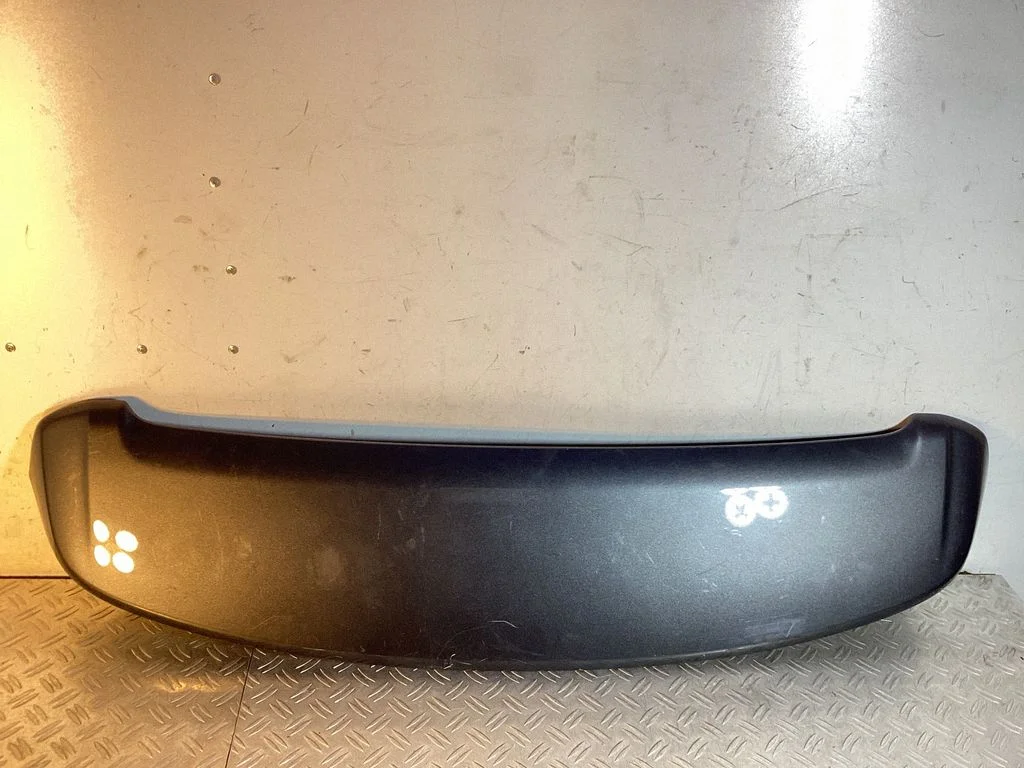 Tailgate/trunk spoiler – Toyota Land Cruiser (J200) (2008-)