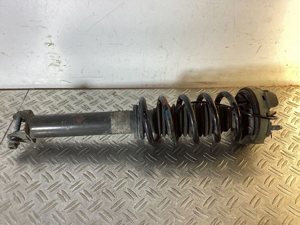 Rear shock absorber with coil spring – Porsche 911 997 (2004-2013)