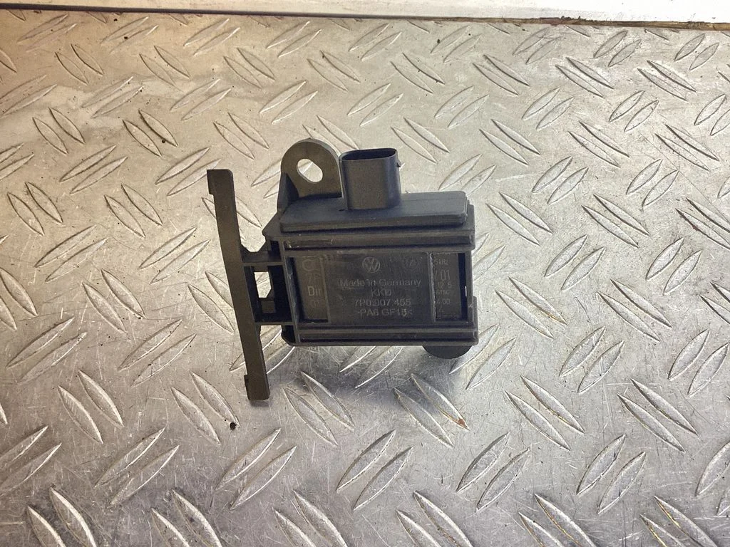 Tire pressure control unit – Porsche Cayenne (92A) (2010-2017)