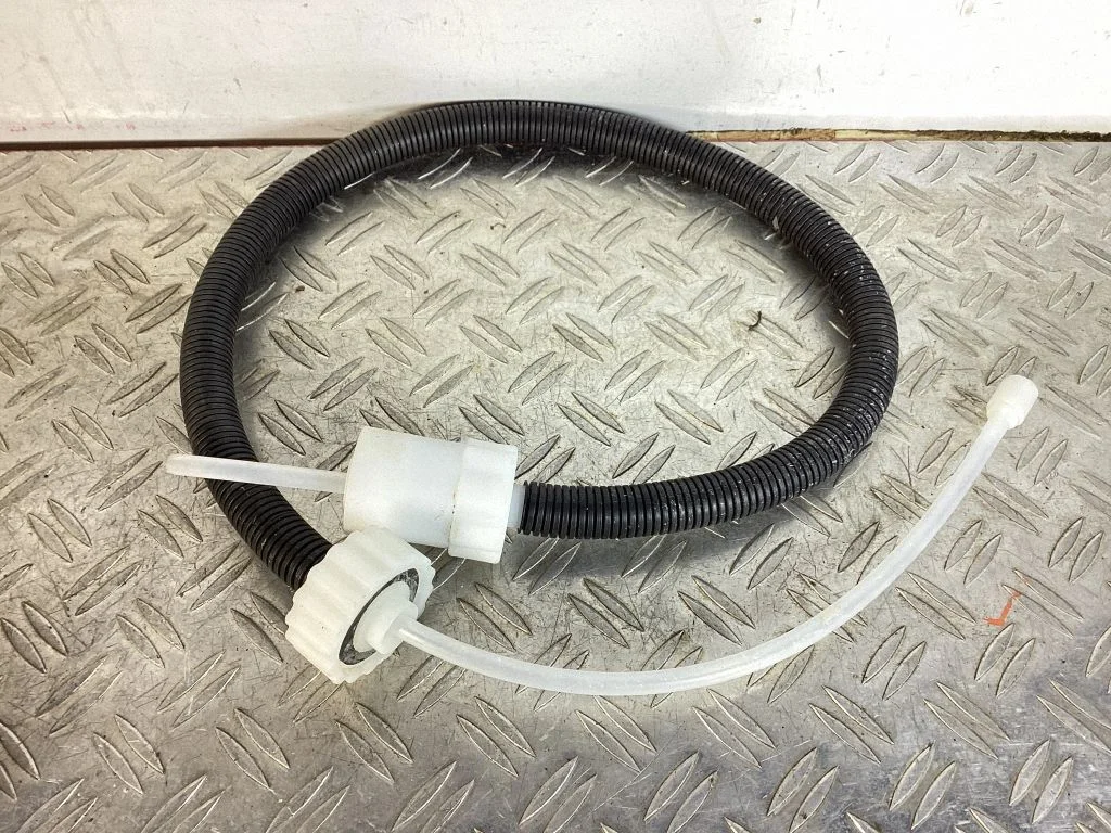AdBlue Liquid refill tube – Volkswagen Crafter (2006-2016)