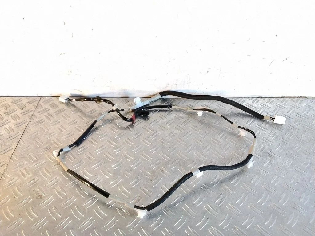 Armatuurlaua juhtmestik – Toyota Land Cruiser (J200) (2008-)