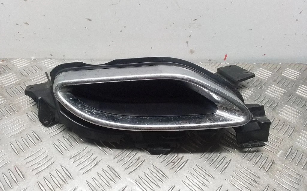 Summuti otsak – Mercedes-Benz C-klass W205 (2014-2021)