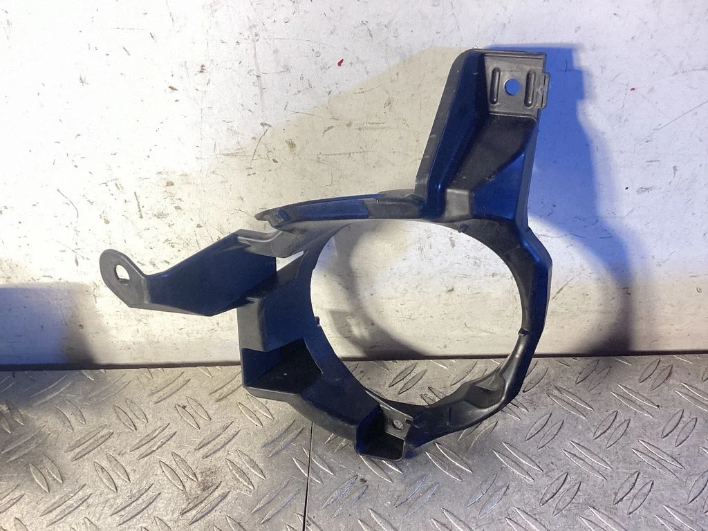Fog light bracket – Toyota RAV 4 (XA40) (2012-2018)