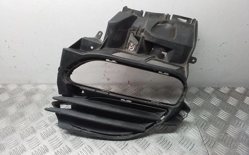 Fog light bracket – Porsche Panamera (970) (2009-2017)