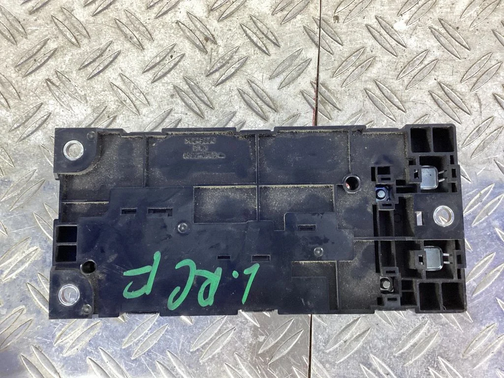 Battery control module – Lexus RC (2014-)