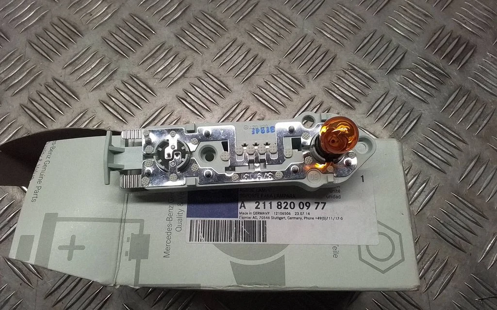 Tagatule pirni kate (pesa) – Mercedes-Benz E-klass W211 (2002-2009)