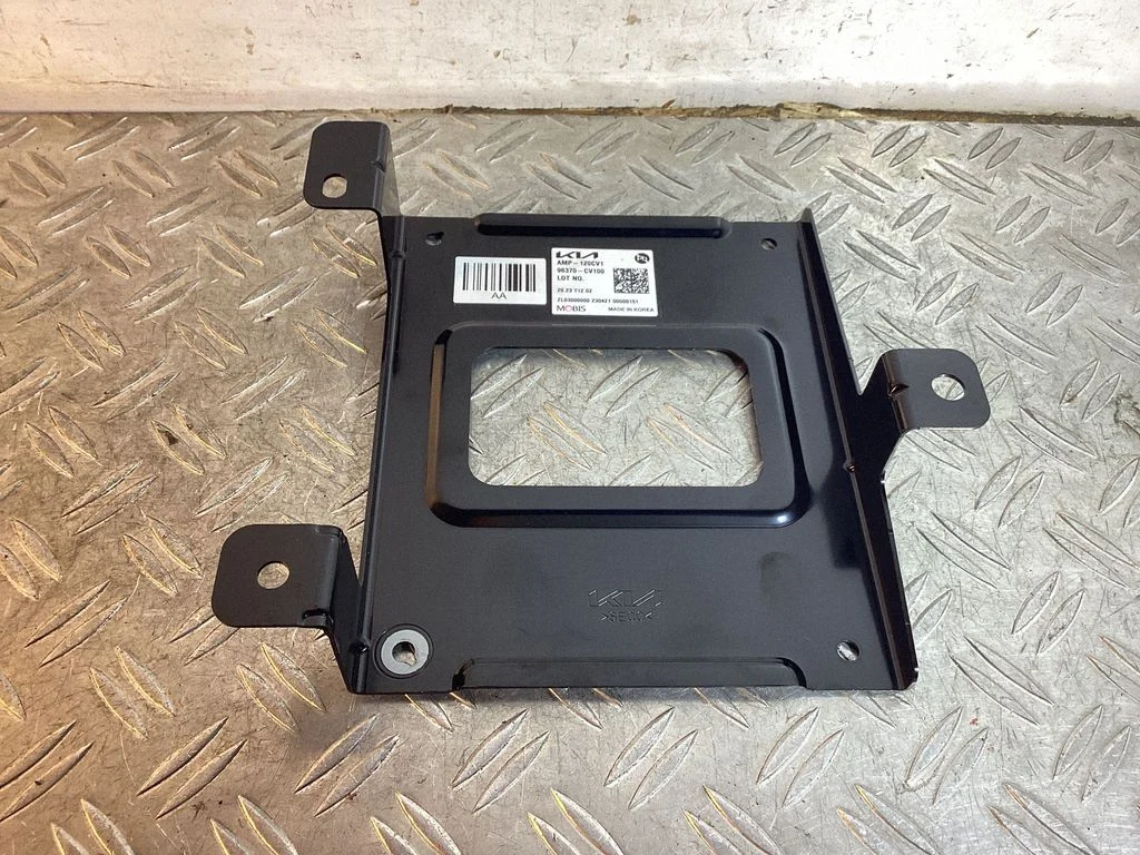 Sound amplifier holder/bracket – KIA EV6 (2021-)