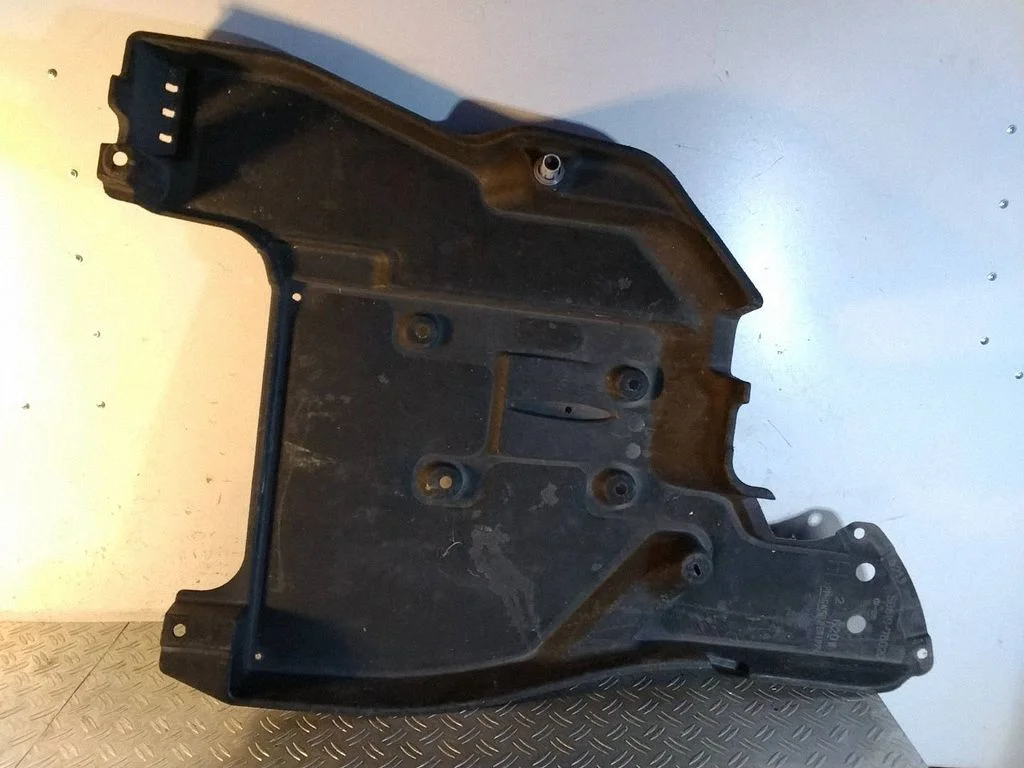 Külgmine põhjakaitse – Lexus NX (2014-2021)