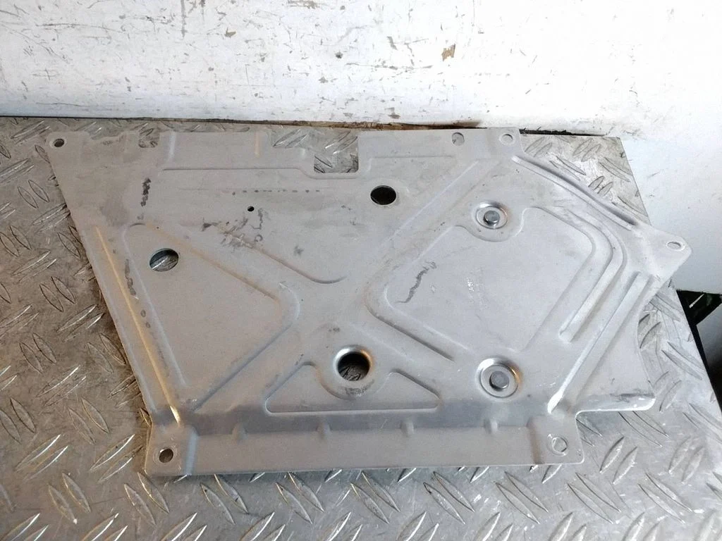 Side bottom protection 99150485800