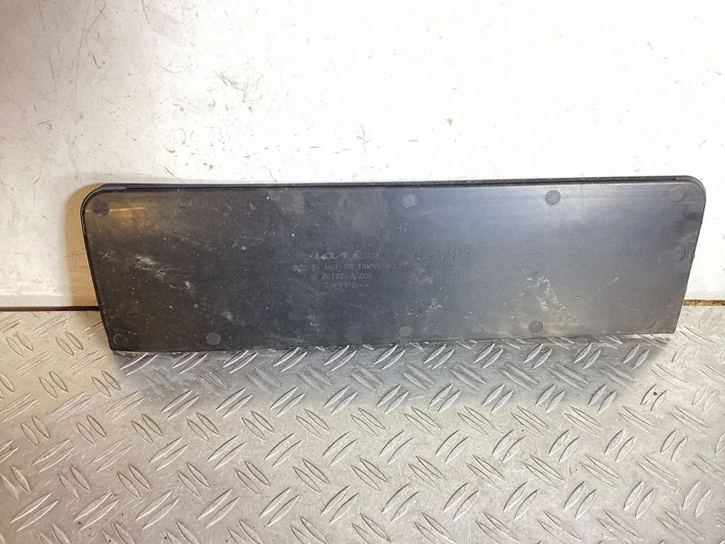 Front trunk storage compartment – KIA Niro (2022-)