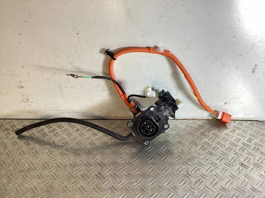 Elektriauto laadimispesa – Lexus NX (2021-)