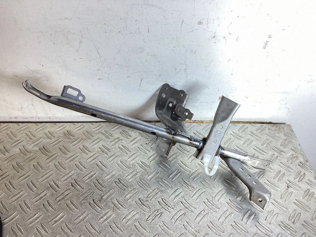 Seat frame – Lexus NX (2021-)