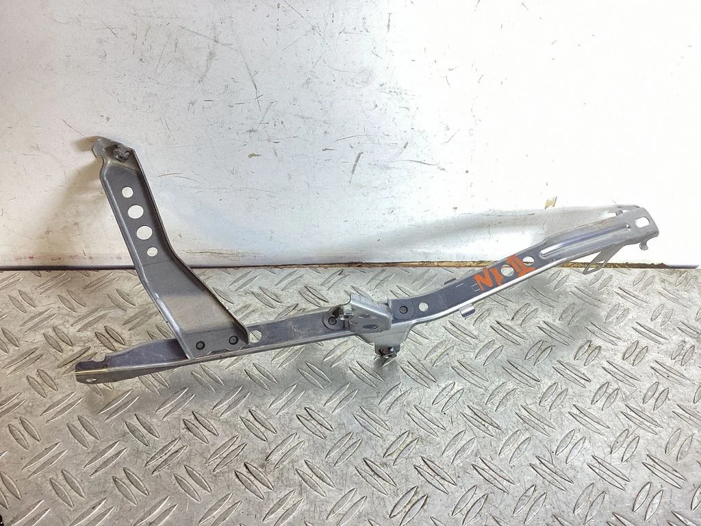 Seat frame – Lexus NX (2021-)