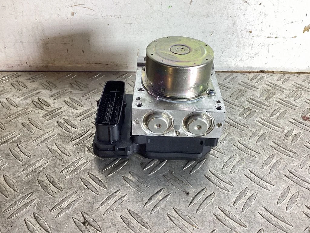 ABS-plokk – Lexus NX (2021-)
