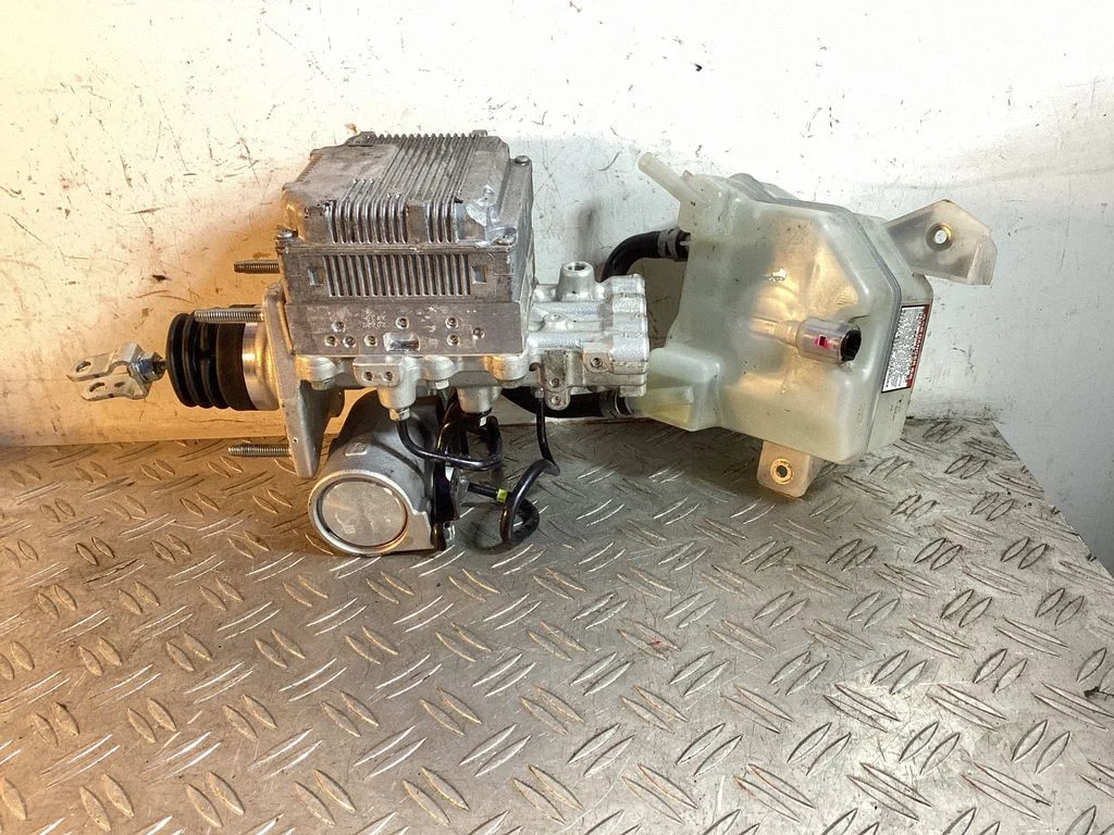 ABS-plokk – Toyota RAV 4 (XA50) (2018-)