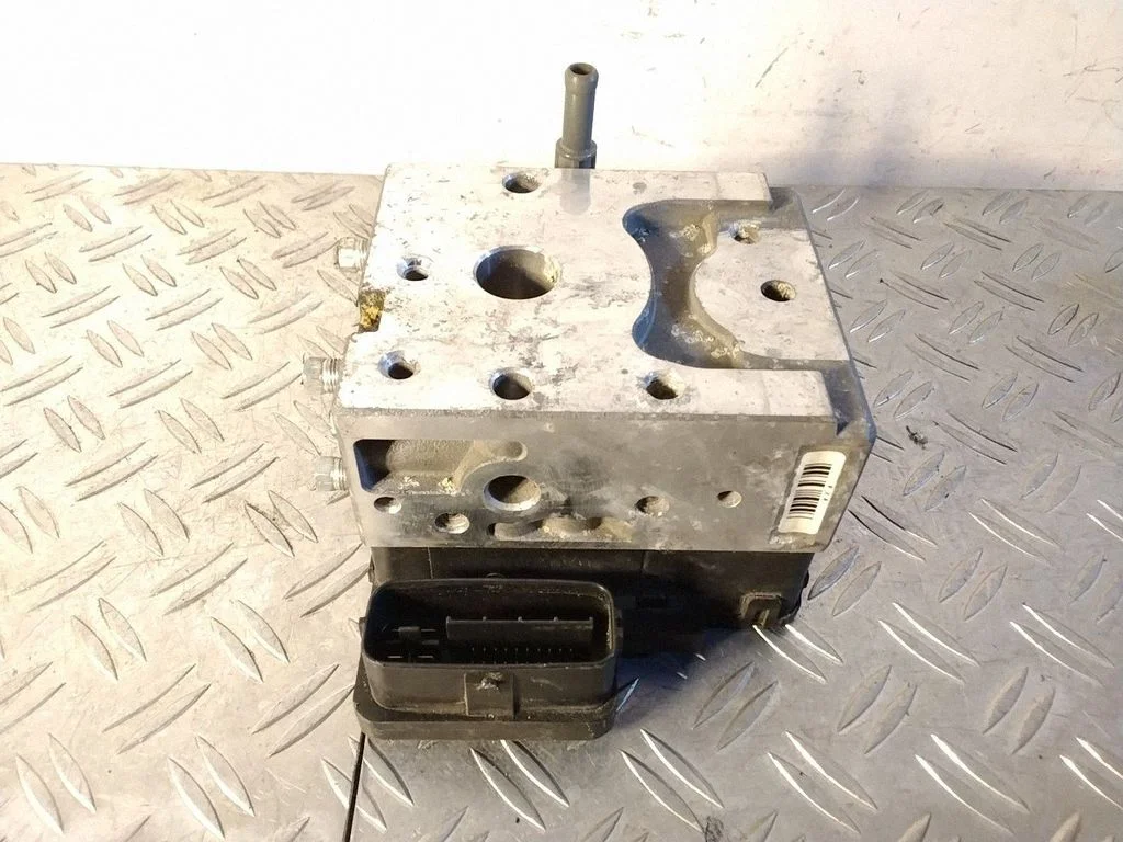 ABS-plokk – Lexus RX III (2008-2015)