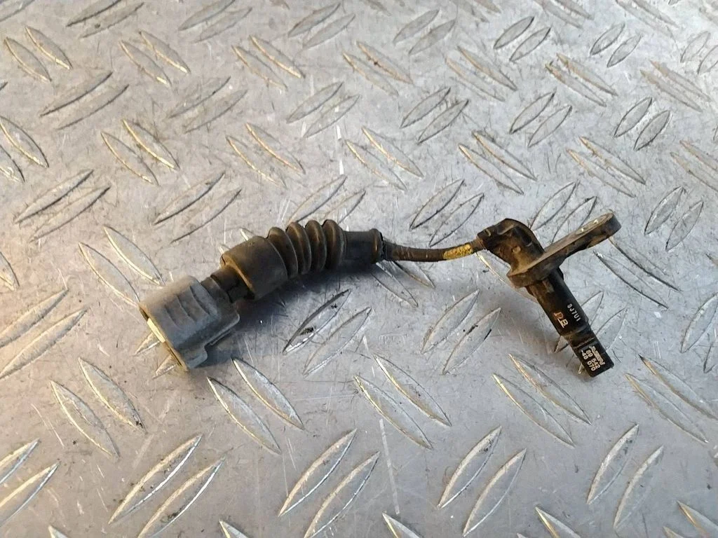 Esimene piduri ABS-andur – Lexus RX 450H (2016-)