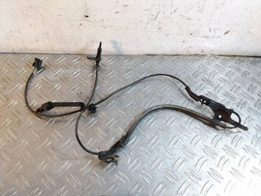 Esimene piduri ABS-andur – Toyota RAV 4 (XA50) (2018-)